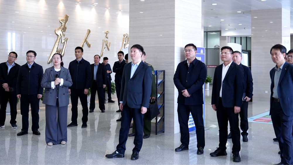 [圖]縣開展全民國(guó)家安全教育日集中宣傳教育活動(dòng)